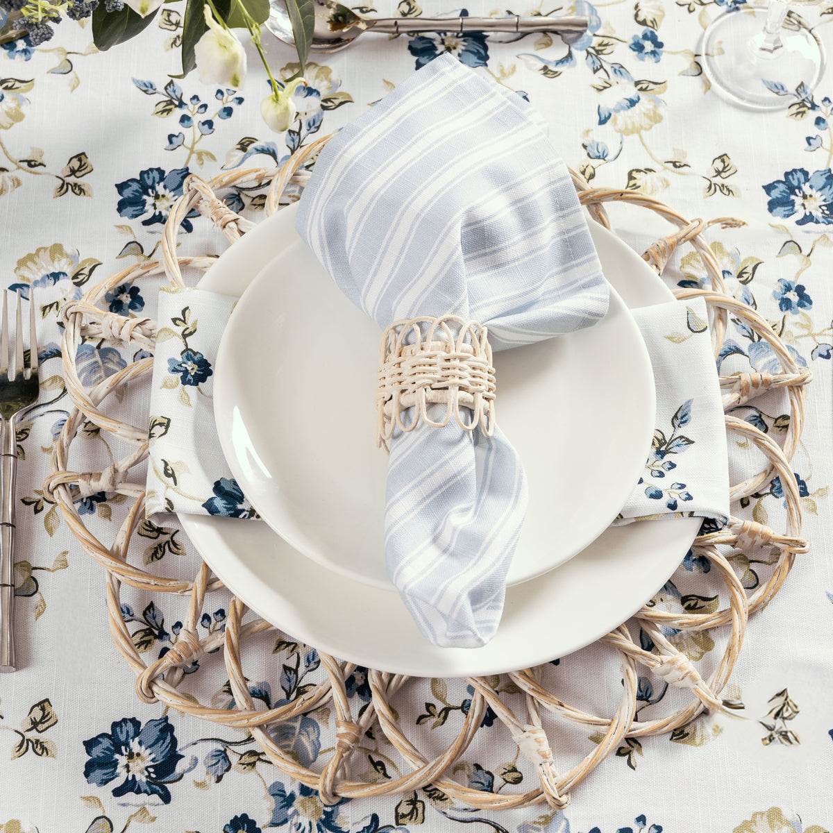 Côte D'Azur Napkins Set Of Four Styled With White Rattan