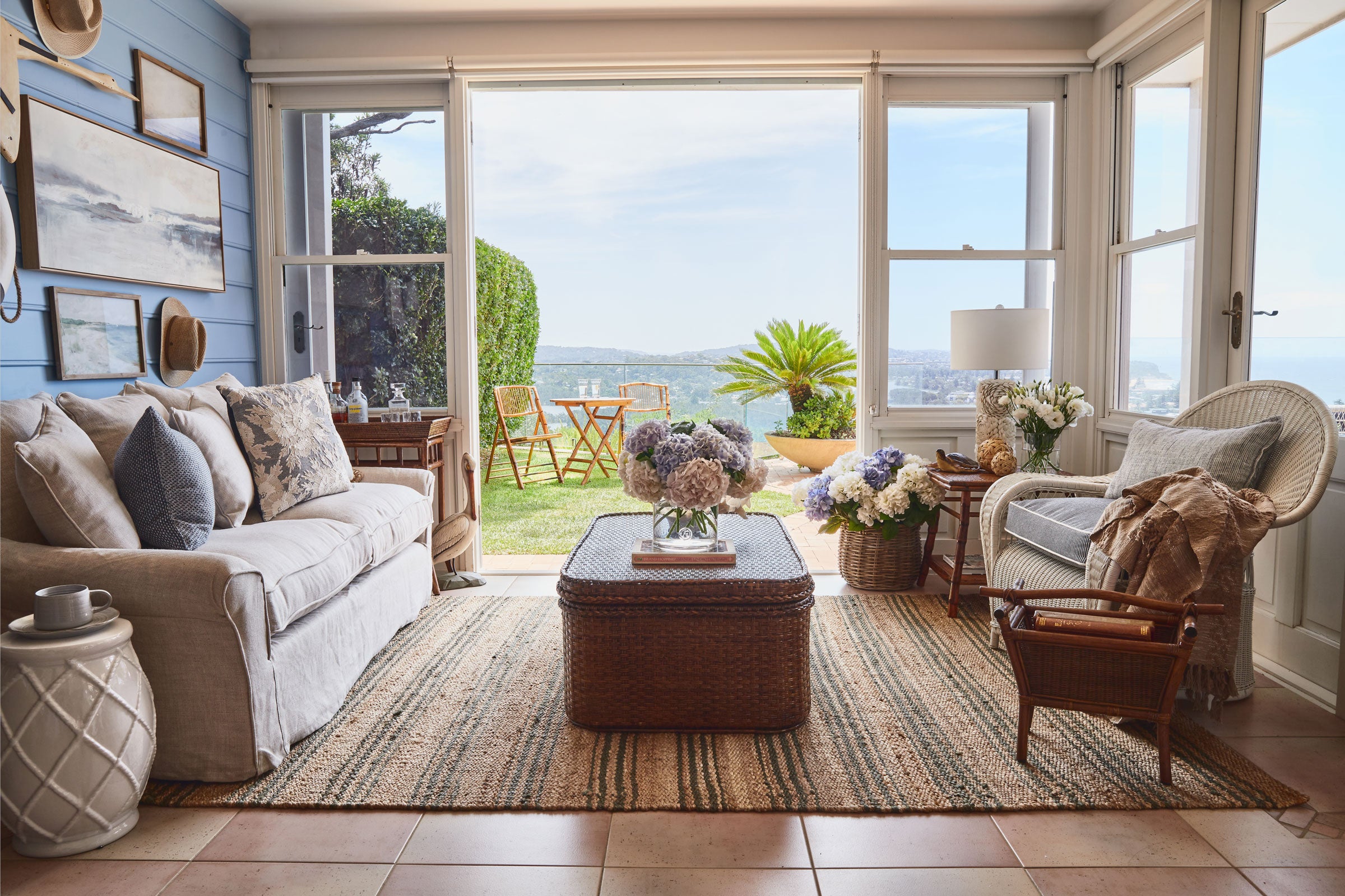 Summer House Design Interior
