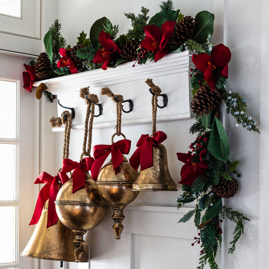 Amaryllis Garland Styled