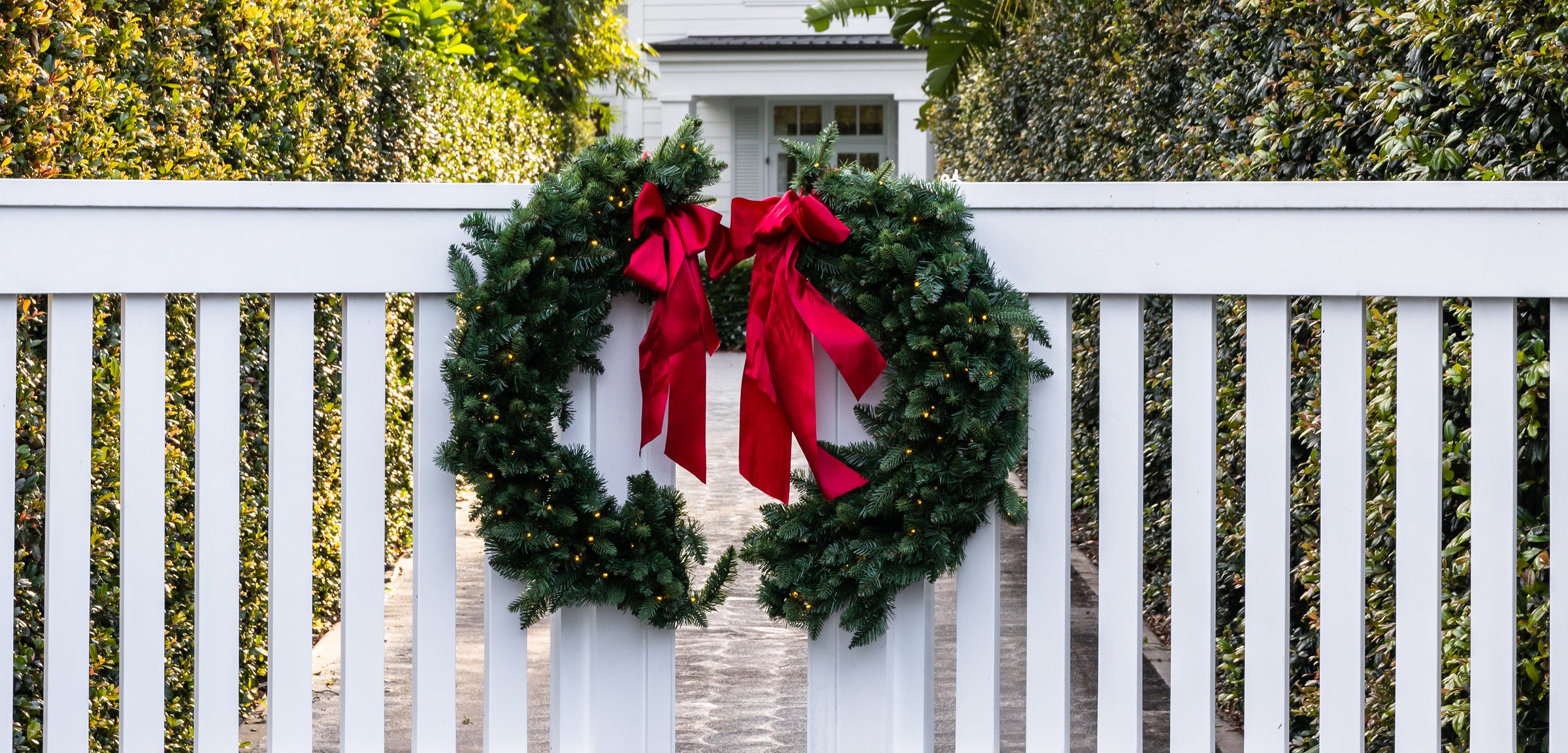 Christmas outdoor split wreath.