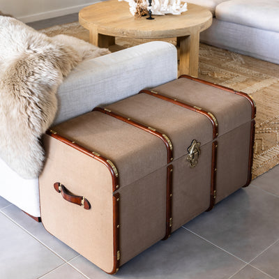 Canvas Trunk