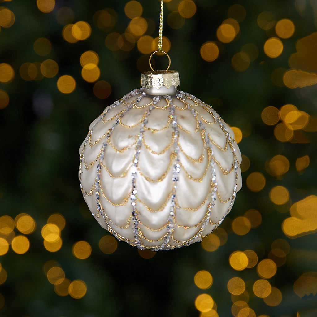 Art Deco Glass Bauble Set Of 4 (White & Gold) Styled