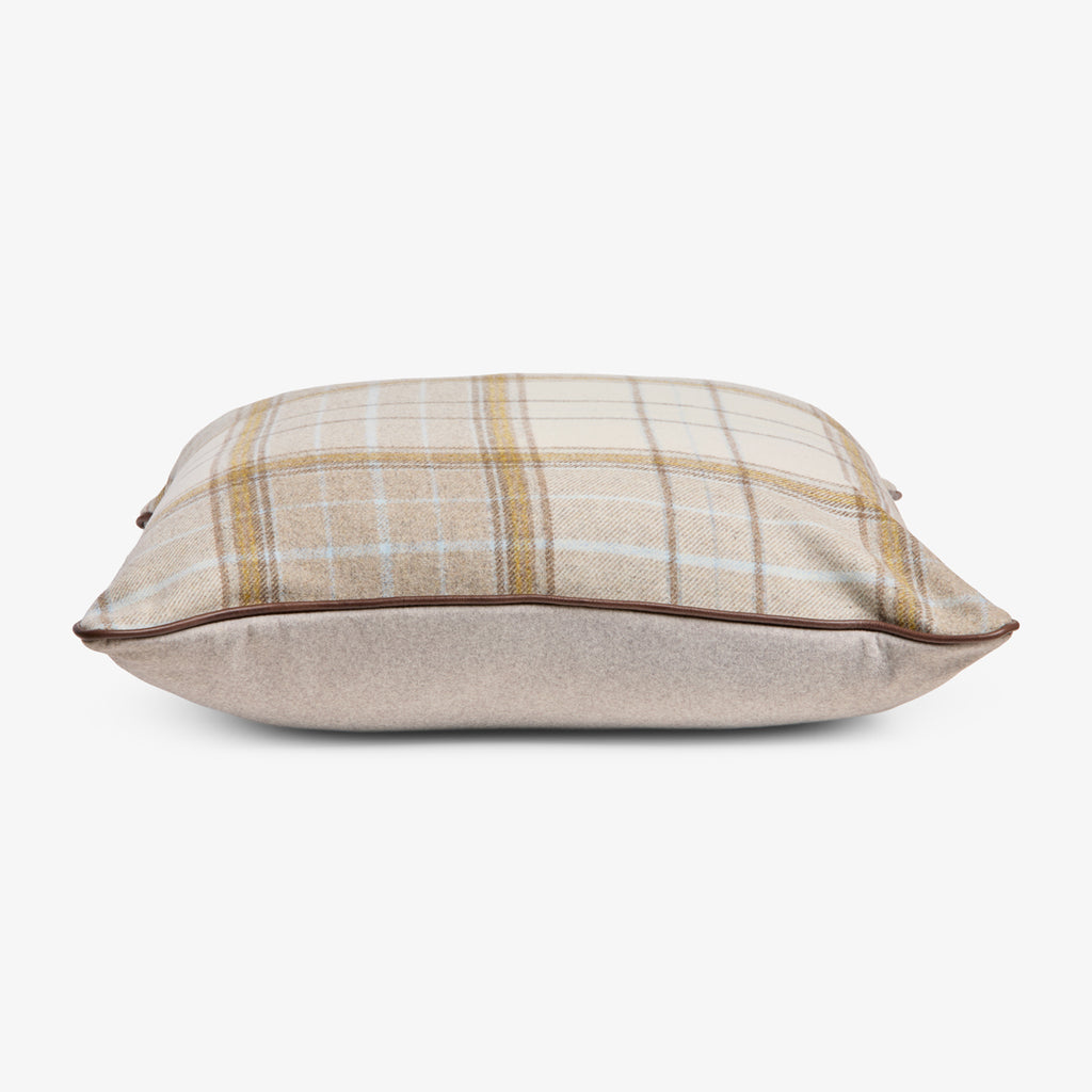 Highland Cushion Cover (Natural) Side View