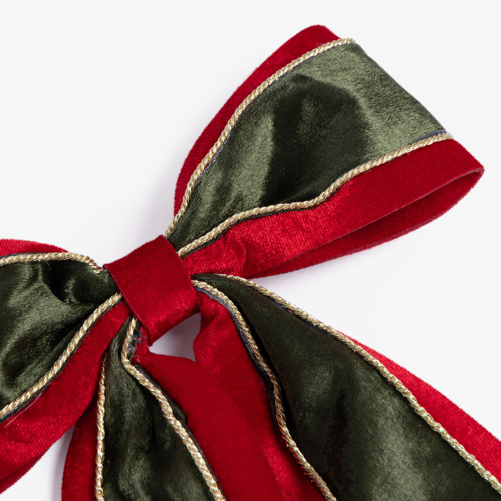 Christmas Bows Green with Red Border Close Up