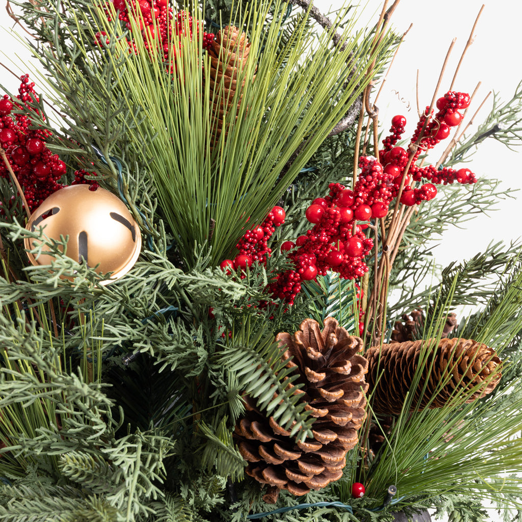 Colorado Red Berry Potted Arrangement with Lights 80cm Close Up
