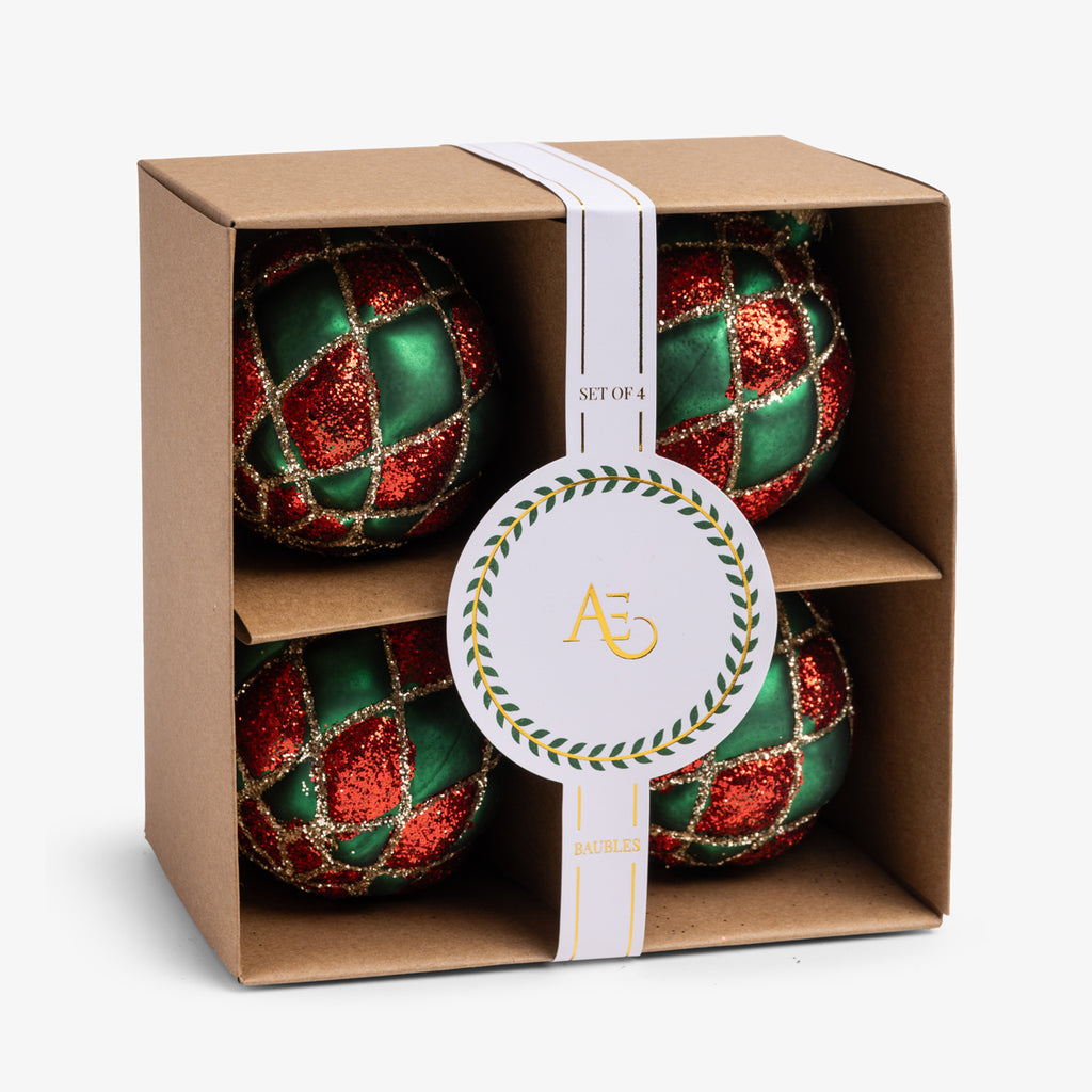 Diamond Glass Bauble Set Of 4 (Red & Green) in box.