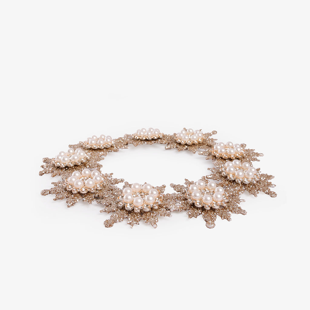 Gold & Pearl Round Ornament 21cm flat