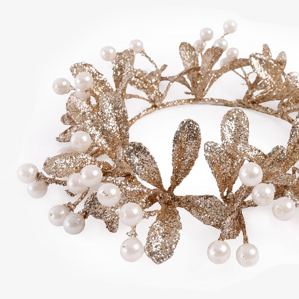 Leaf & Pearl Candle Ring 11cm Close Up