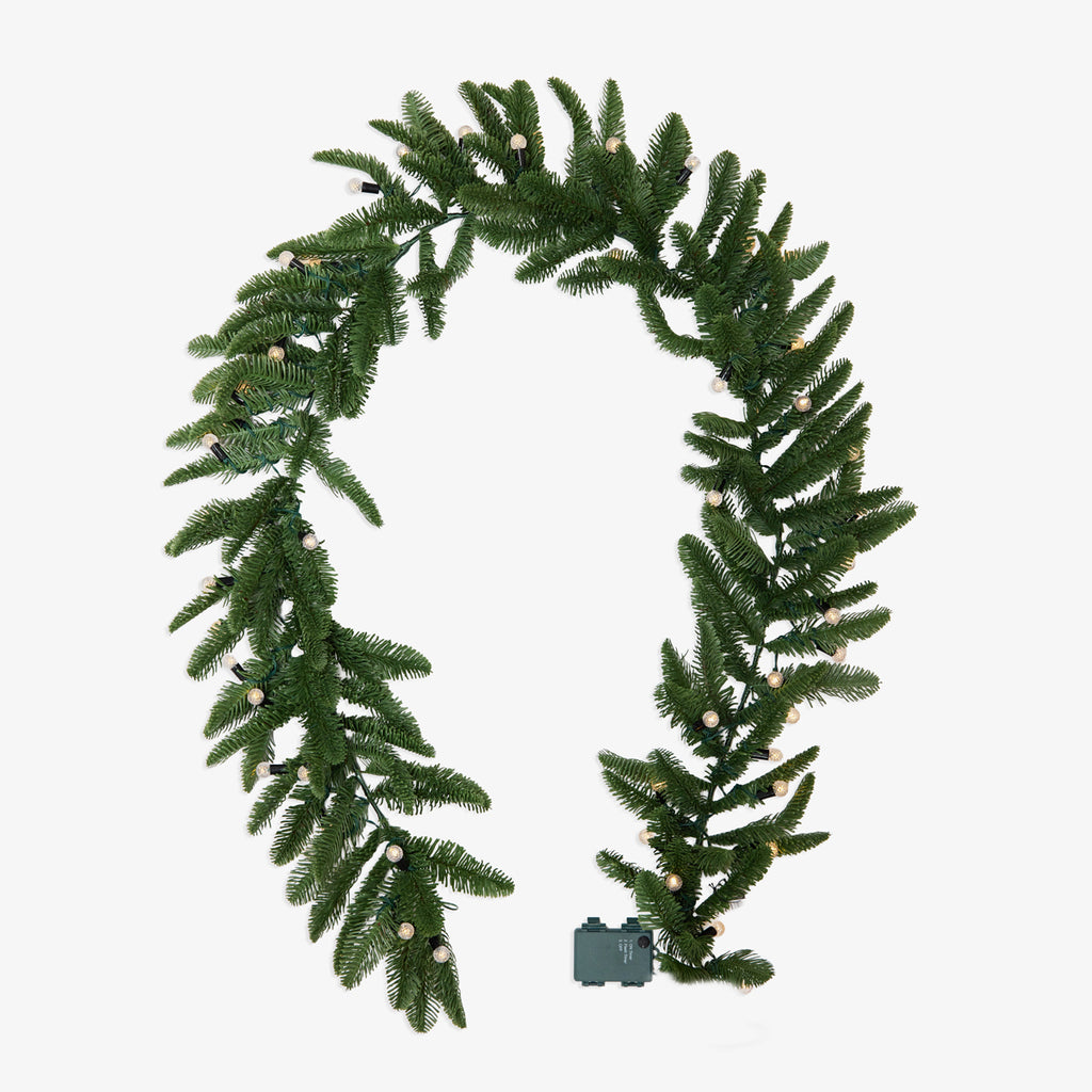 Pinecone & Pineapple Garland with Lights 180cm Front View