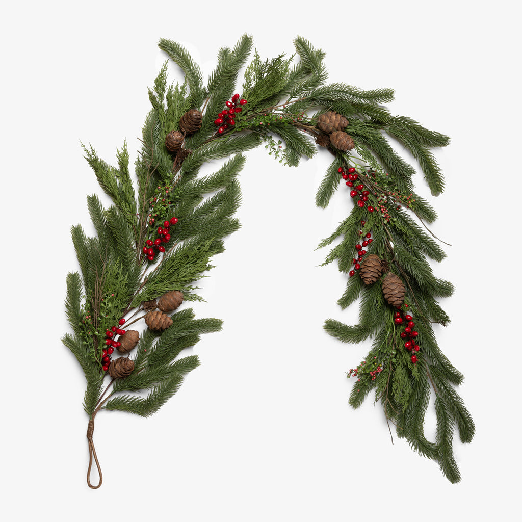 Red Berry Pine Garland Front