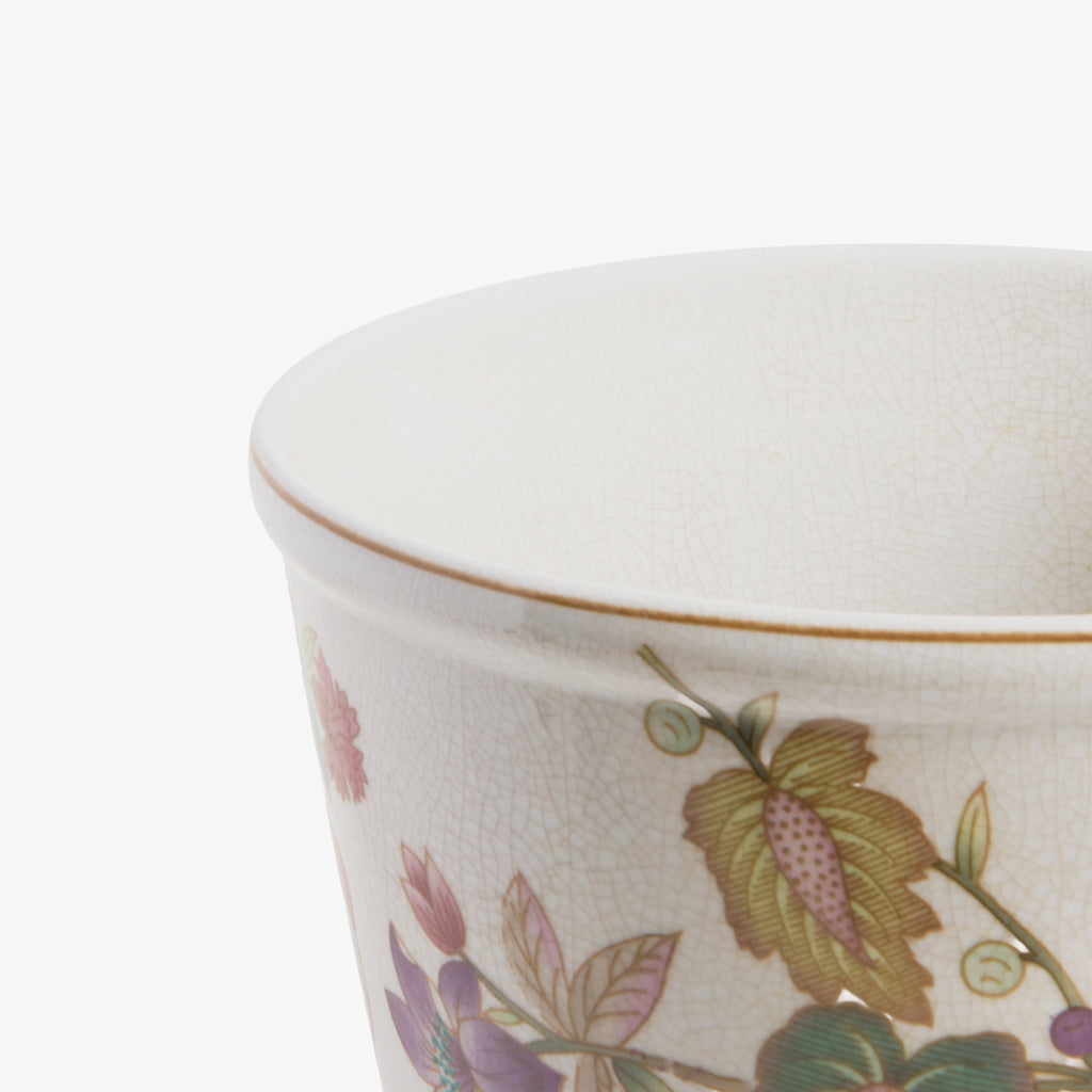 Tropical Planters Close Up of Rim