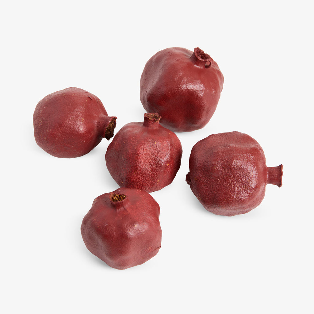 Whole Dried Pomegranate Decorations Contents