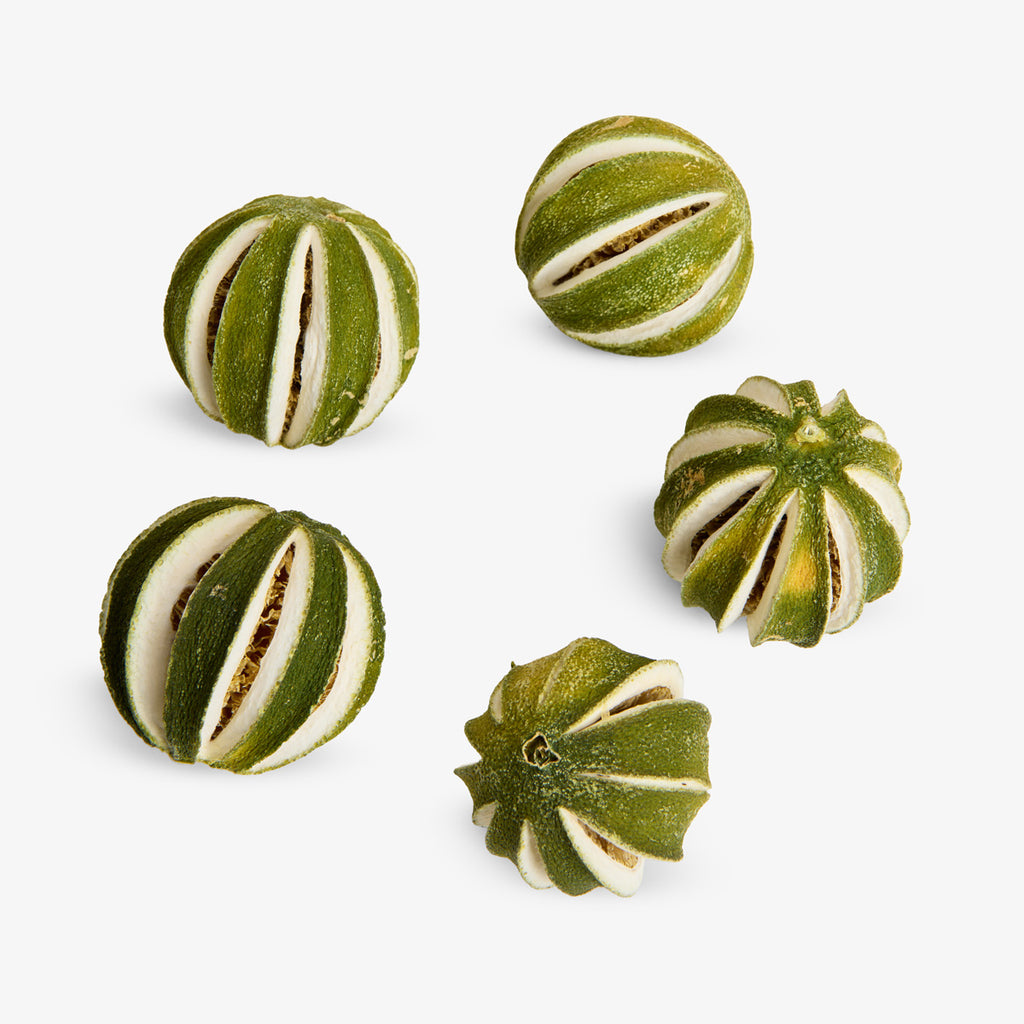 Whole Dried Green Orange Decorations Contents