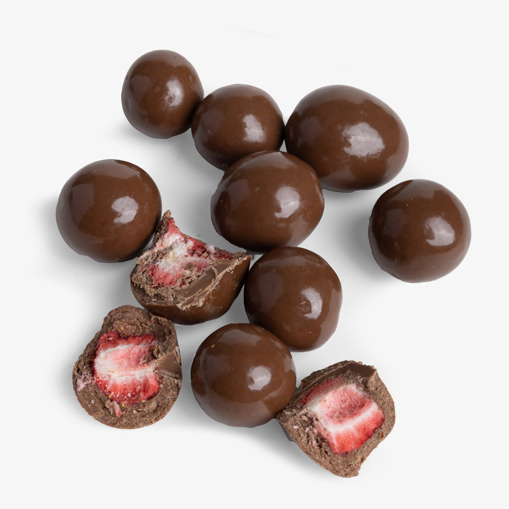 Milk Chocolate Strawberry 150g Cracked