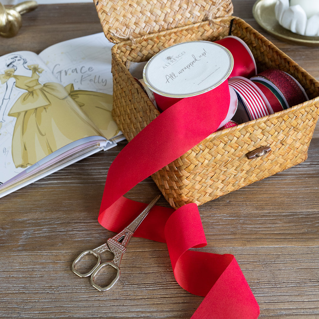 Classic Ribbons Red
