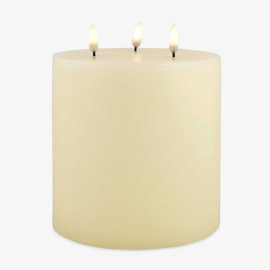 Classic Ivory Lux Flameless Candle 15 x 15cm