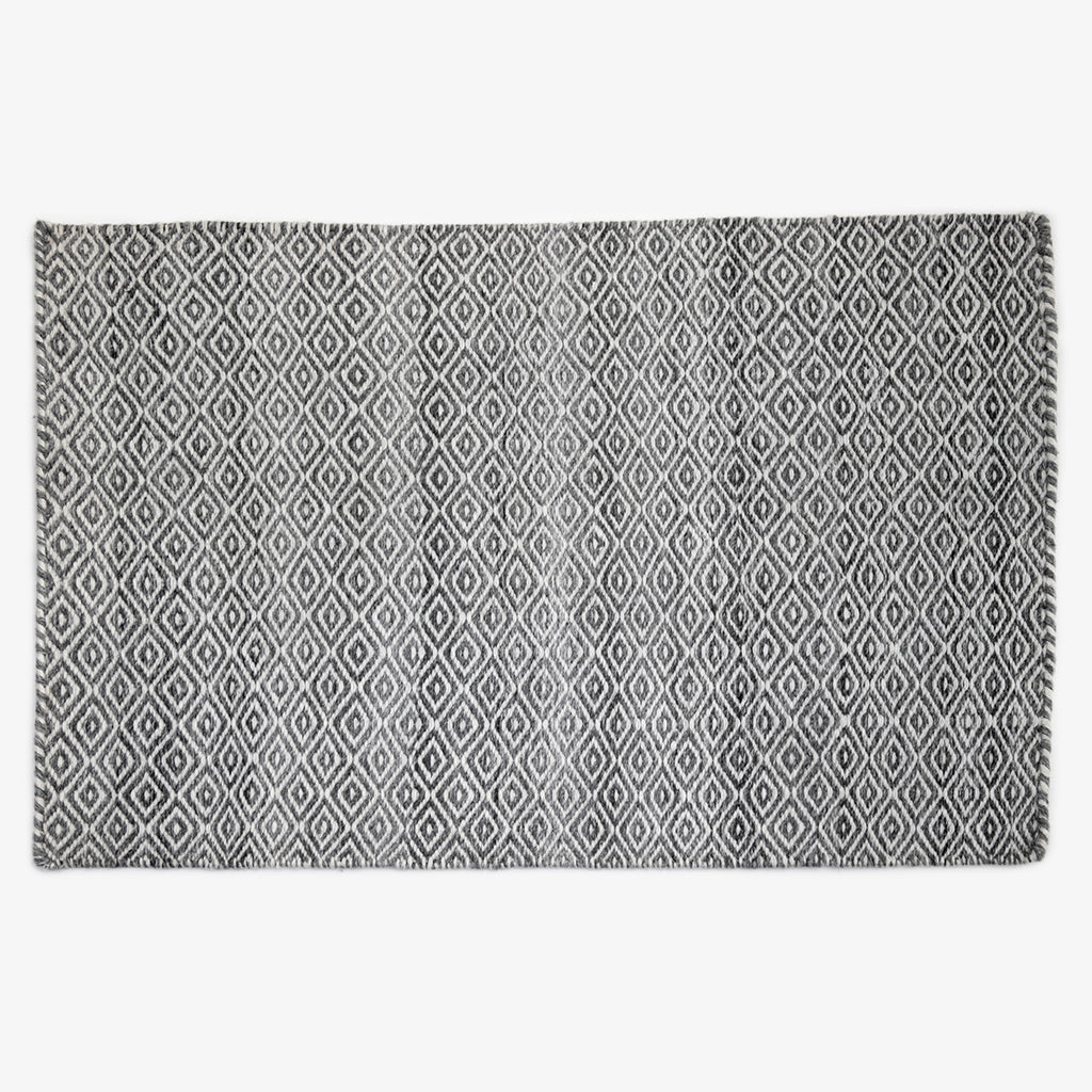 Diamond Pattern Indoor Outdoor Rug Grey – Alfresco Emporium
