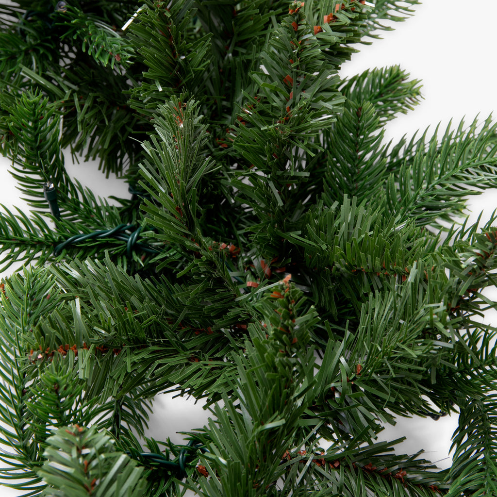 Slim Vermont Pre-Lit Swag 180cm Close Up