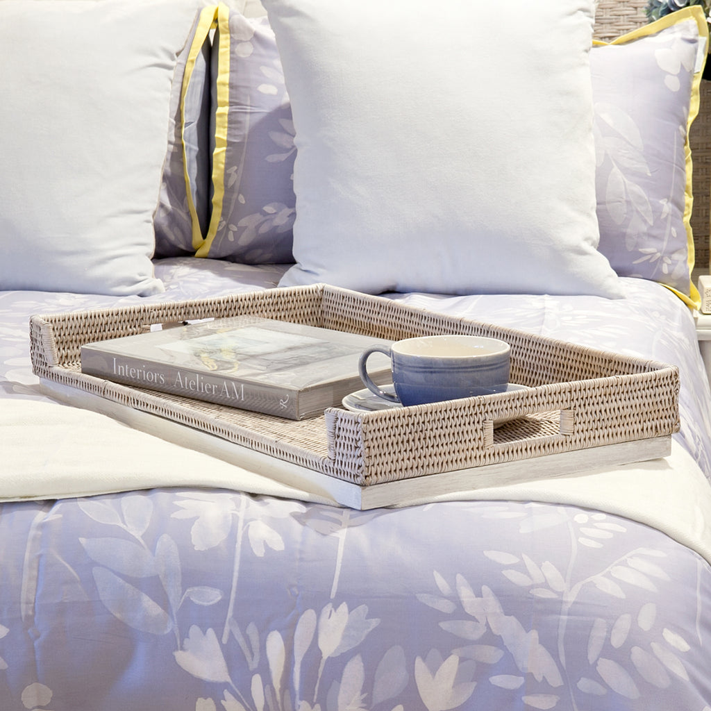 Rattan Breakfast Tray With Feet White