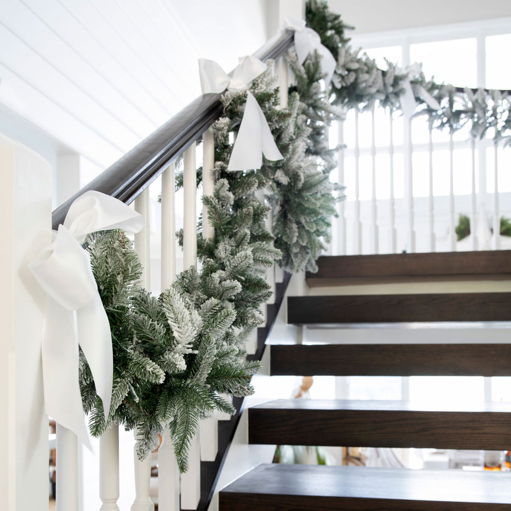 Vermont Snow Pre-Lit Garland 270cm Styled